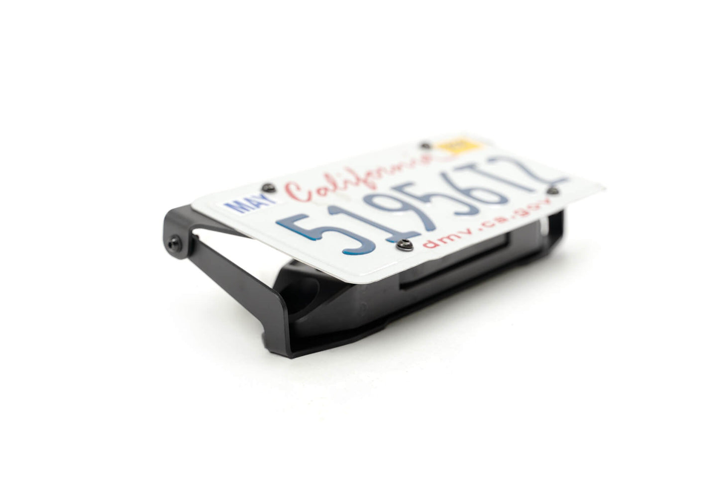 Fairlead-Mounted-Flip-Up-License-Plate-Bracket_Offtruck-08.jpg