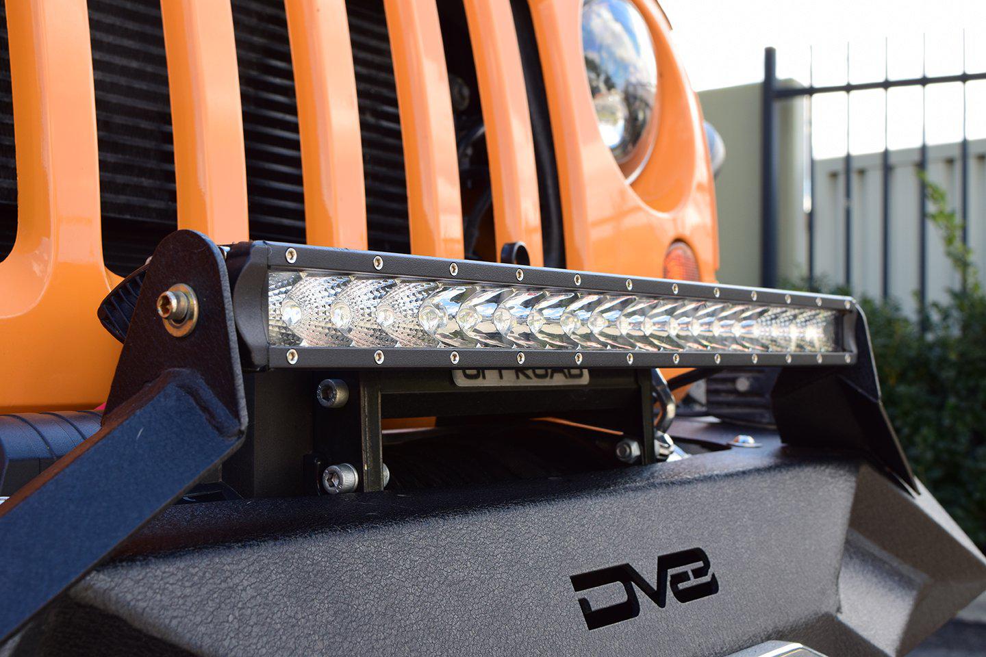 single-row-led-light-bar-with-chrome-face-dv8-offroad-5.jpg