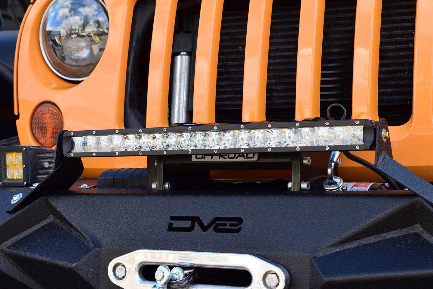 single-row-led-light-bar-with-chrome-face-dv8-offroad-6.jpg