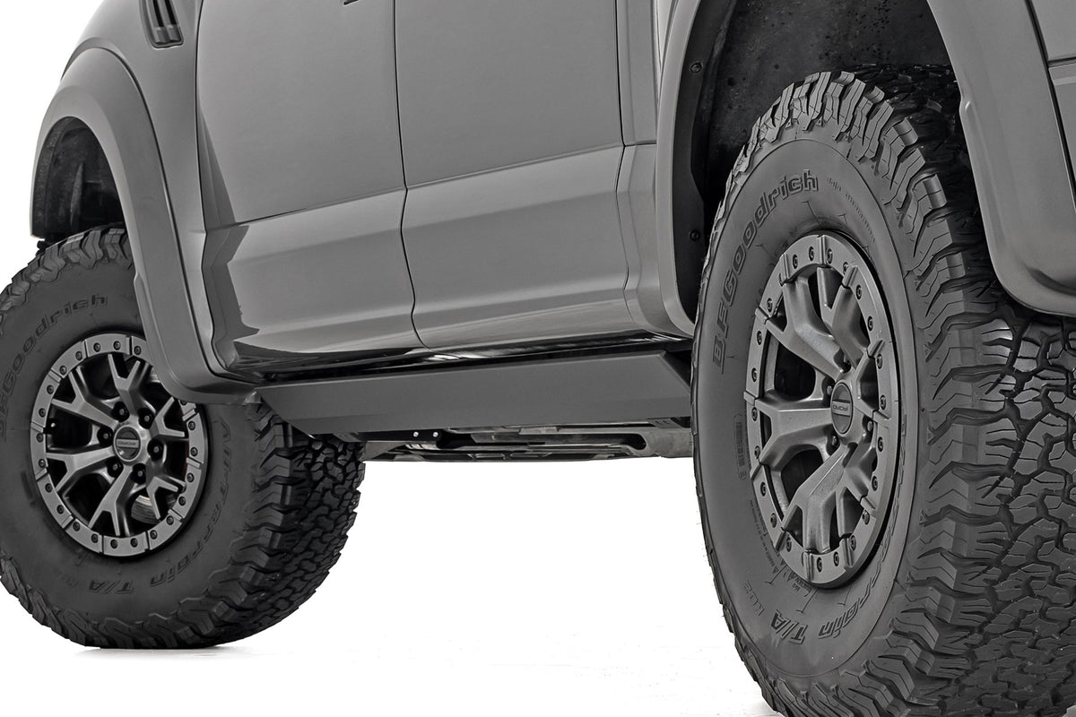 Rough Country Power Running Boards | Ford F-150/Lightning/F-250/F-350/Raptor (15-26)