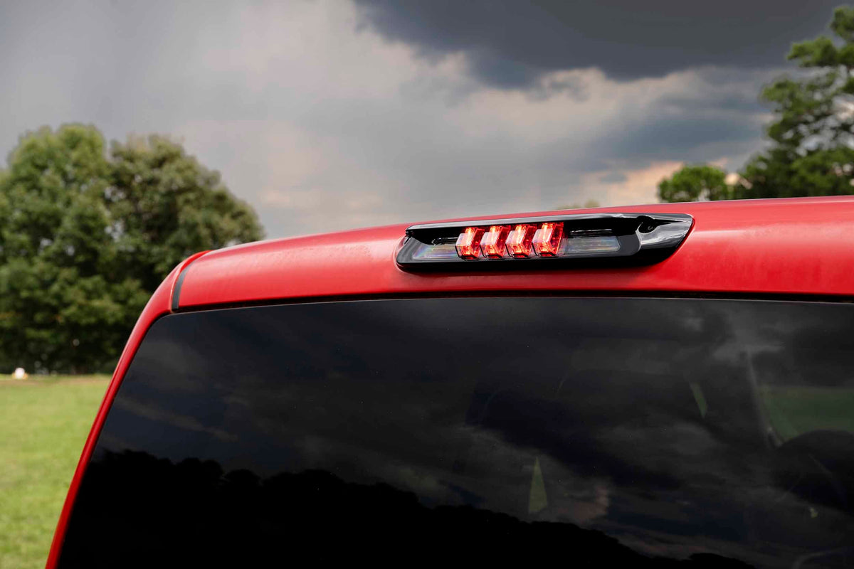 155343.X3B50_07_14_GMC_Sierra_HD_Third_Brake_Light.020.jpg