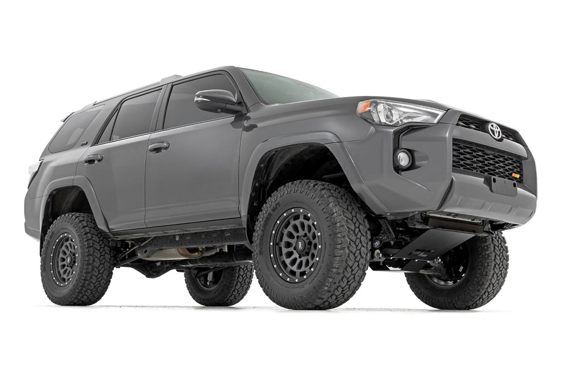 Rough Country 4.5 Inch Lift Kit | Toyota 4Runner 2WD/4WD (2015-2020)