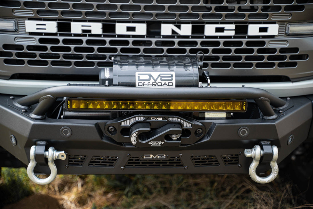 20-Inch-Elite-Series-Amber-LED-Light-Bar-Single-Row-Installed-01.jpg