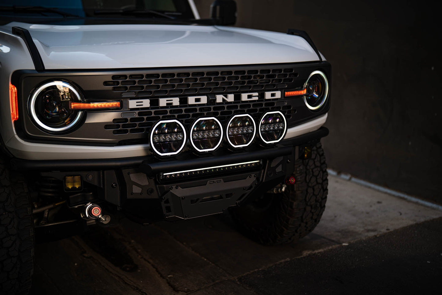 20-Inch-Halo-Elite-Dual-Row-Light-Bar-w-Accent-Light-3.jpg