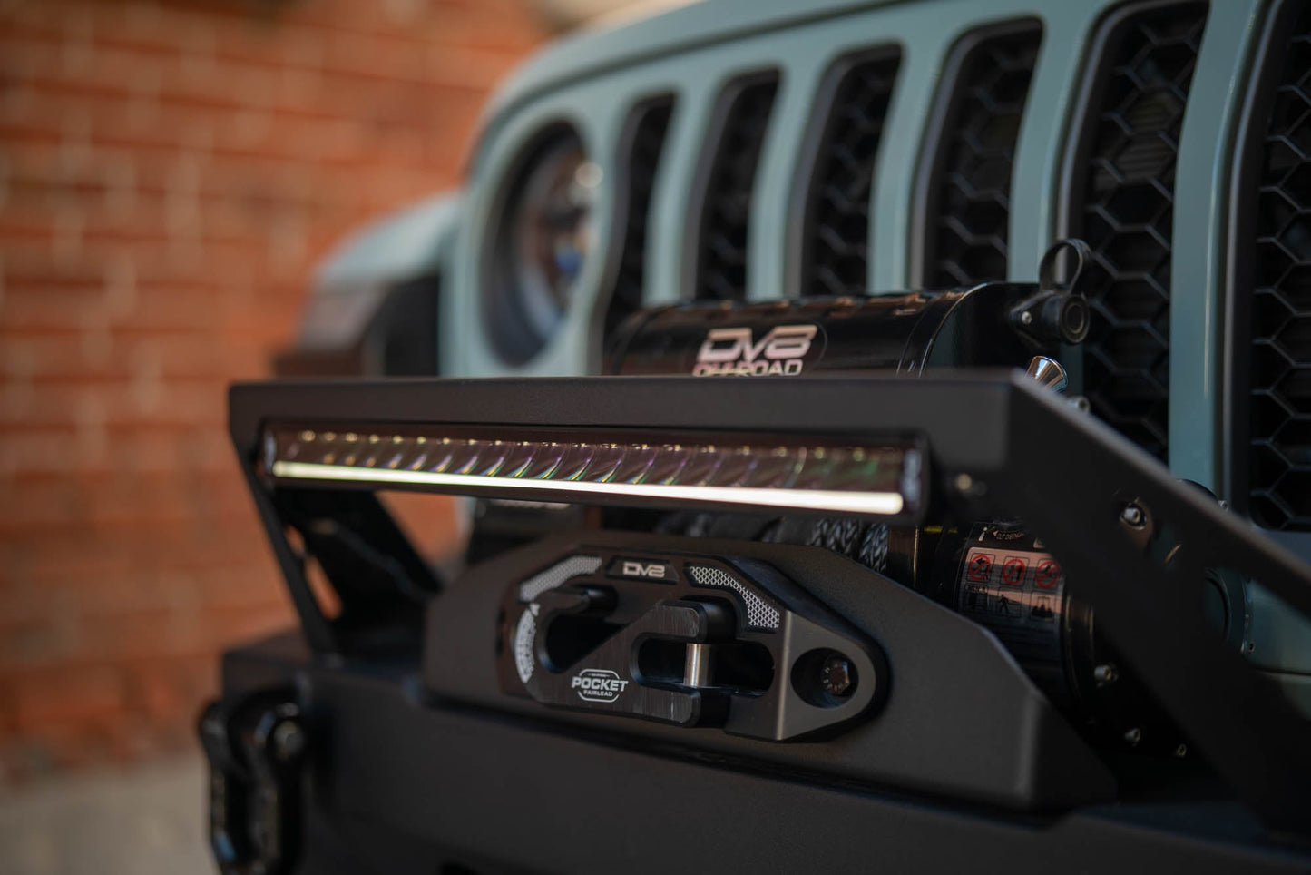 20-Inch-Halo-Elite-Single-Row-Light-Bar-with-Accent-Light-11.jpg