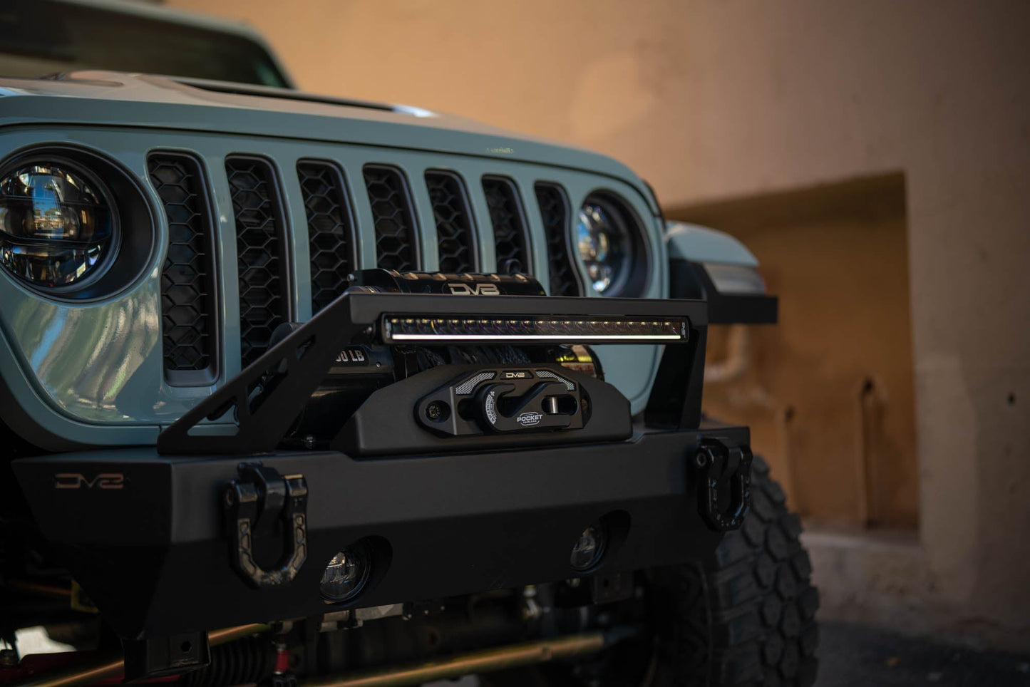 20-Inch-Halo-Elite-Single-Row-Light-Bar-with-Accent-Light-14.jpg