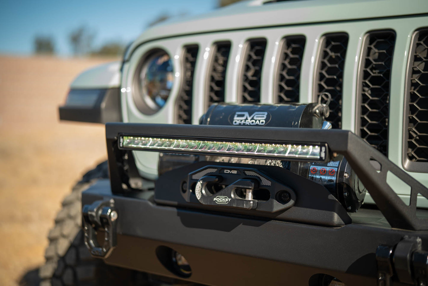 20-Inch-Halo-Elite-Single-Row-Light-Bar-with-Accent-Light-7.jpg