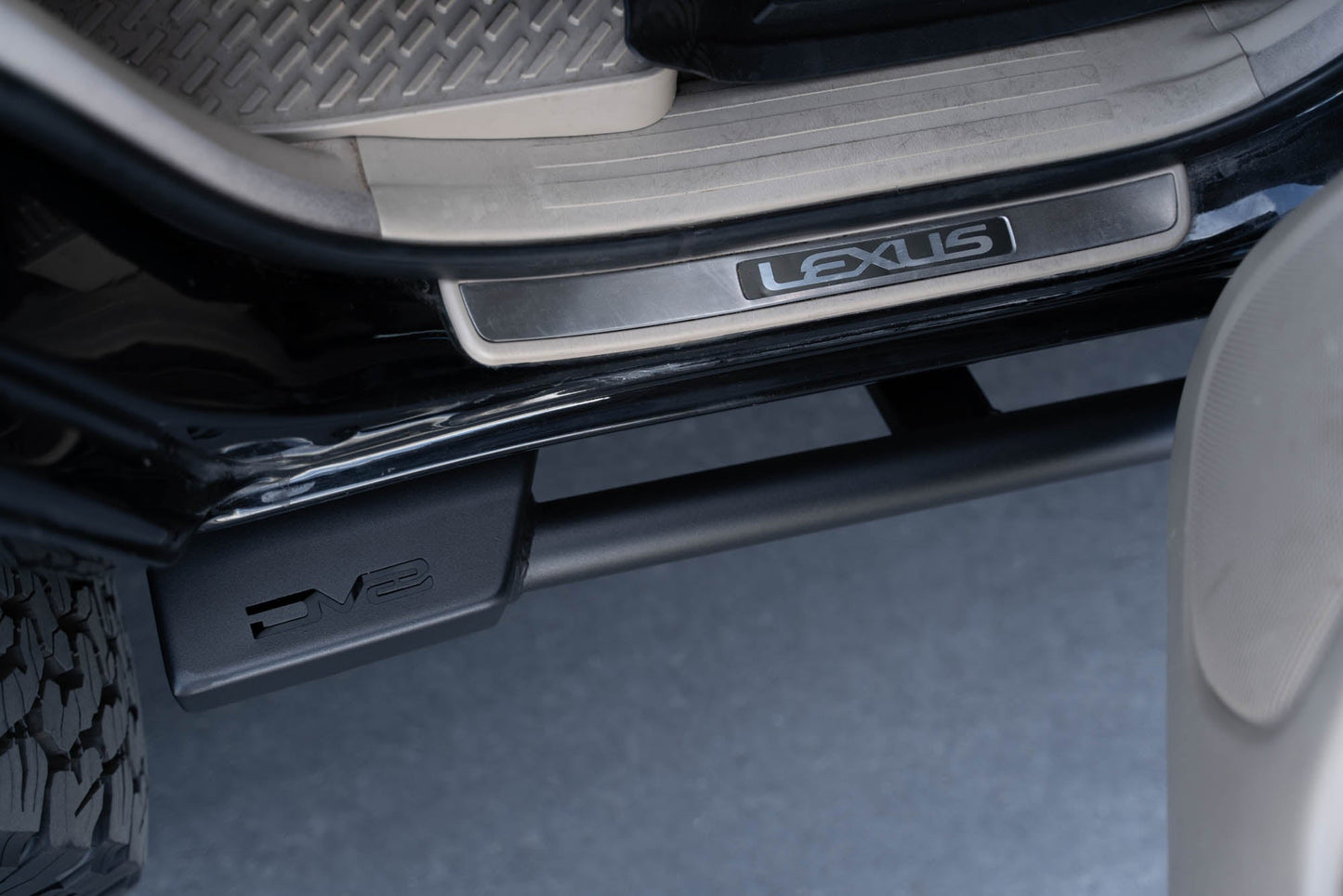 2003-2009-Lexus-GX-470-FS-15-Rock-Sliders_Installled_11.jpg
