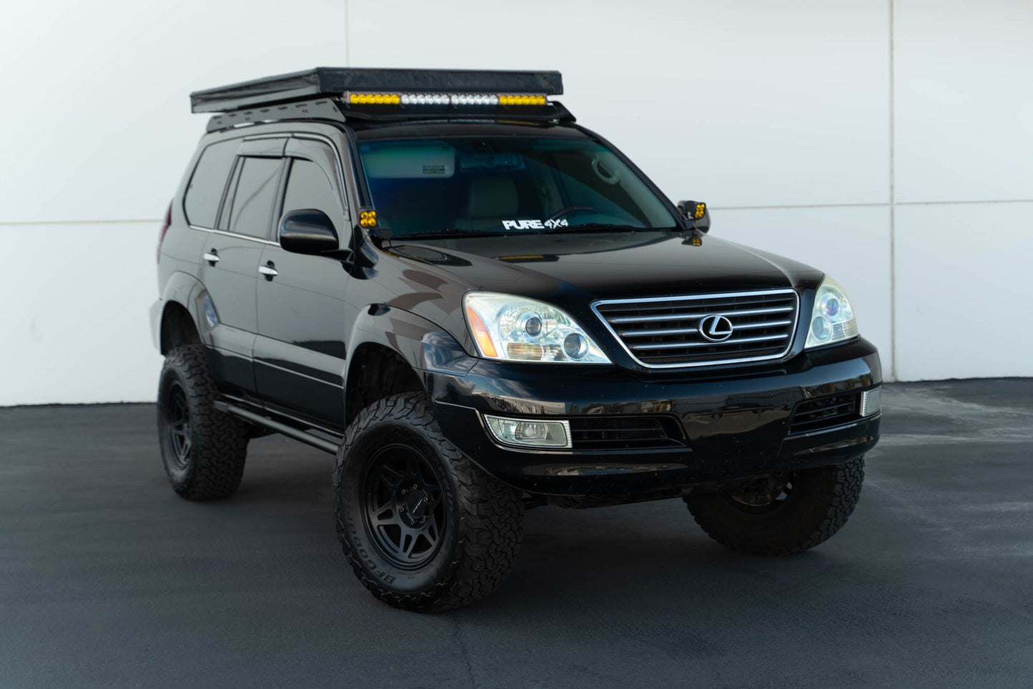 2003-2009-Lexus-GX-470-FS-15-Rock-Sliders_Installled_6.jpg