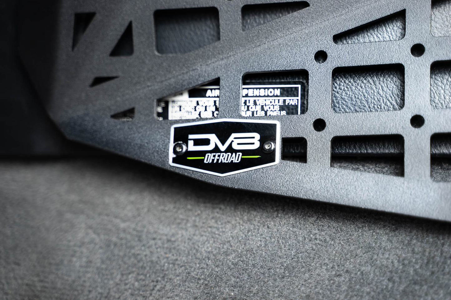 2003-2009-Lexus-GX470-Center-Console_-Digital-Device-Bridge-7.jpg