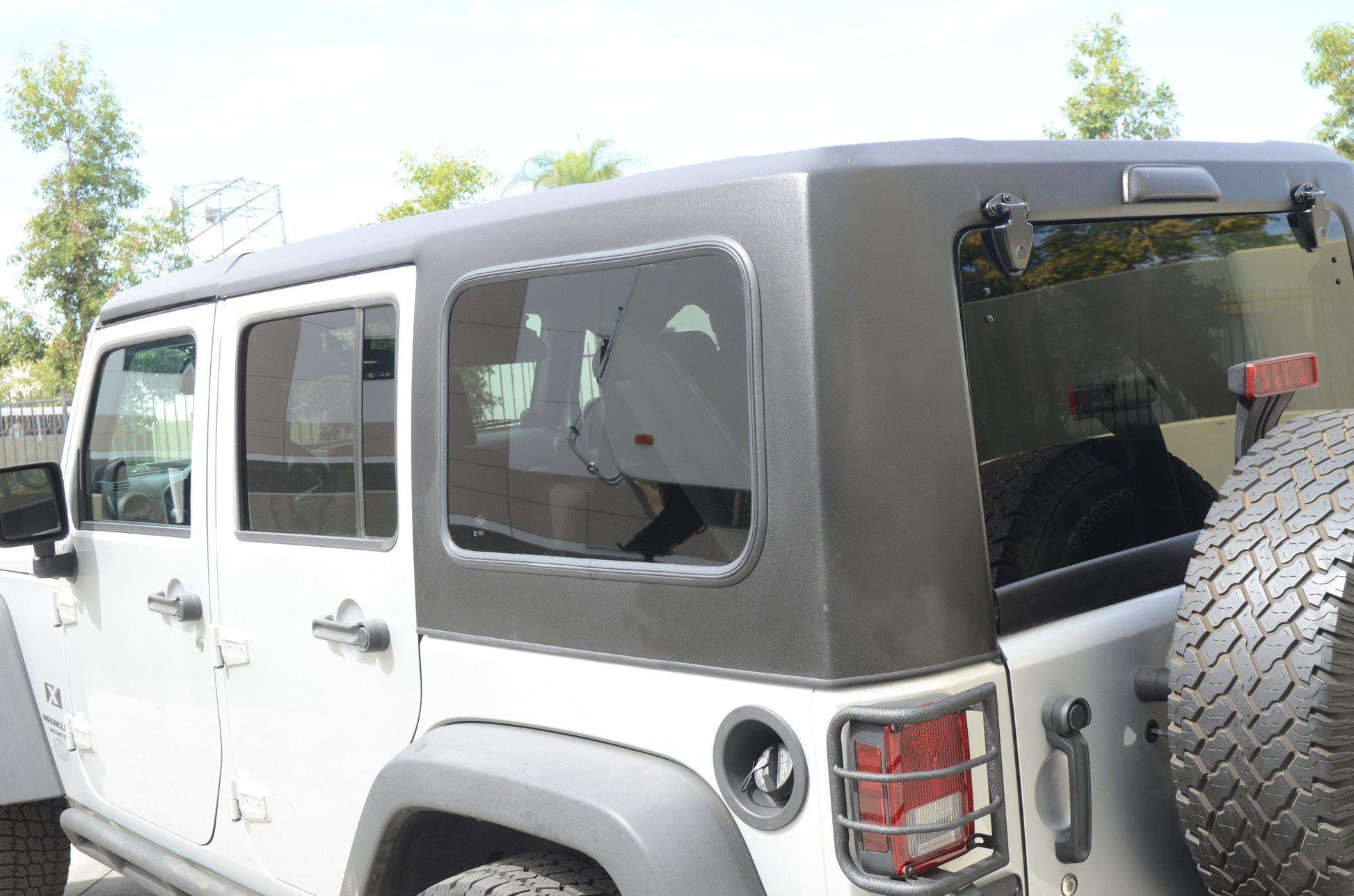 2007-18-jeep-jk-4-door-square-back-hard-top-dv8-offroad-ht07sb42-6.jpg