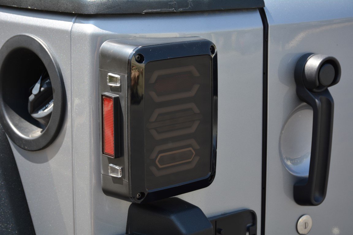 2007-18-jeep-jk-led-tail-lights-horizontal-style-dv8-offroad-8.jpg