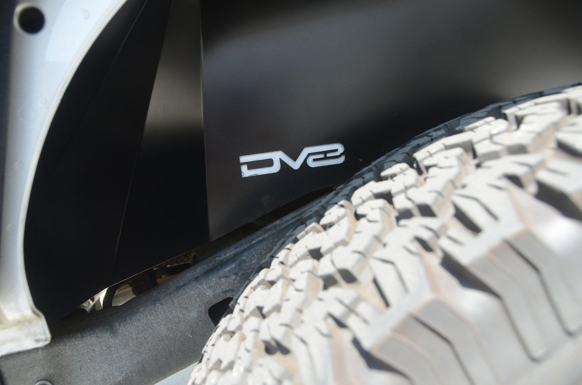 2007-18-jeep-jk-rear-inner-fenders-black-or-raw-dv8-offroad-8.jpg