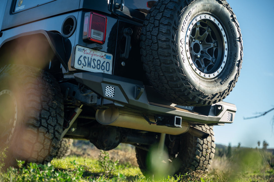 2007-2018-Jeep-Wrangler-JK-FS-7-Series-Rear-Bumper-Installed-5.jpg