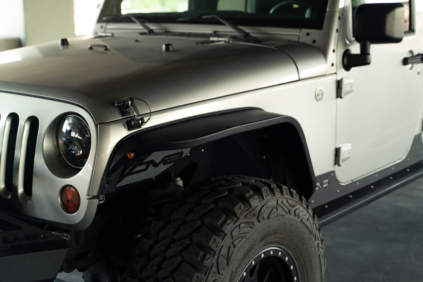 2007-2018-Jeep-Wrangler-JK-Slim-Fender-Flares_Installed-07.jpg