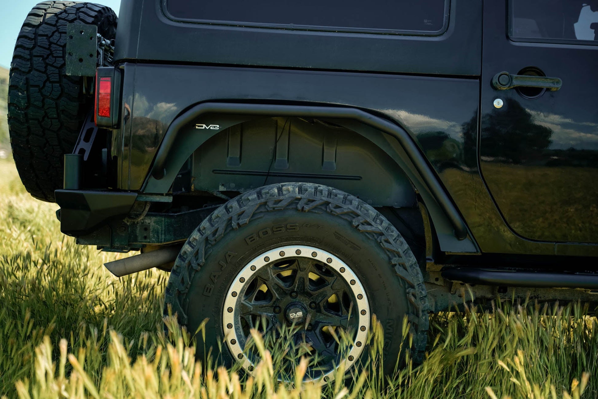2007-2018-Jeep-Wrangler-JK-Spec-Series-Fender-Flares-Installed-07.jpg