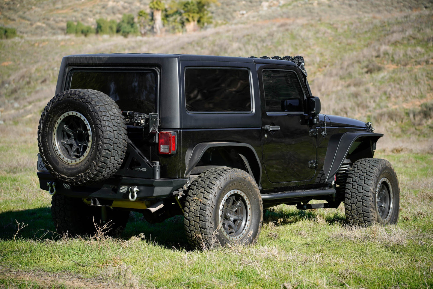 2007-2018-Wrangler-JK-Tire-Carrier-for-MTO-Bumper-Installed-03.jpg