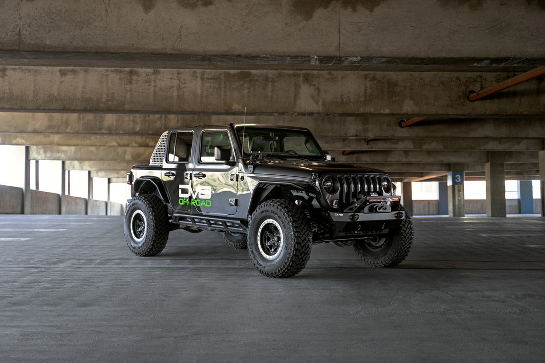2007-2023-Jeep-Wrangler-Gladiator-FS-25-Stubby-Front-Bumper_Installed_8.jpg