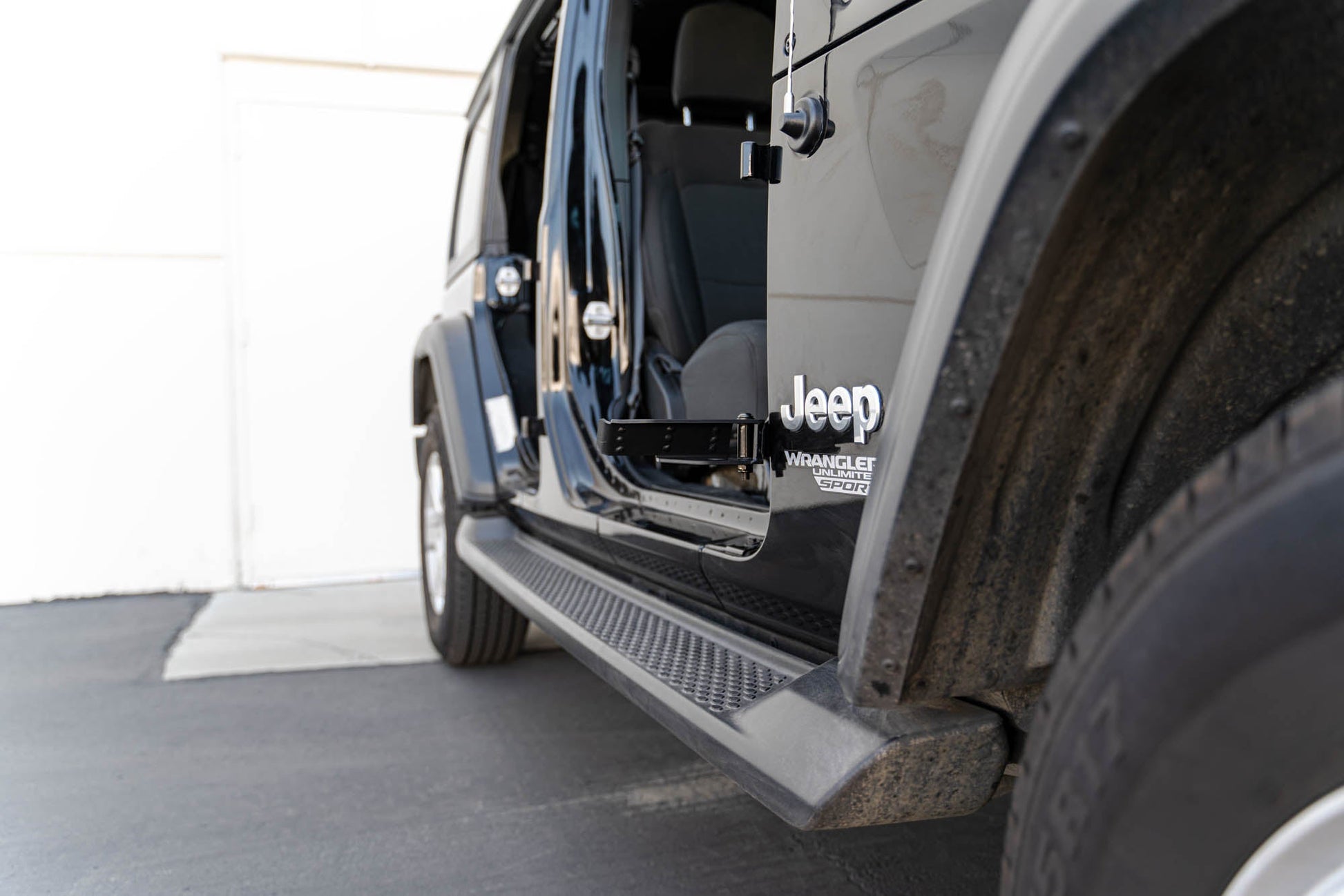 2007-2023-Jeep-Wrangler-JK-JL-Gladiator-JT-Foot-Pegs_Installed-10.jpg