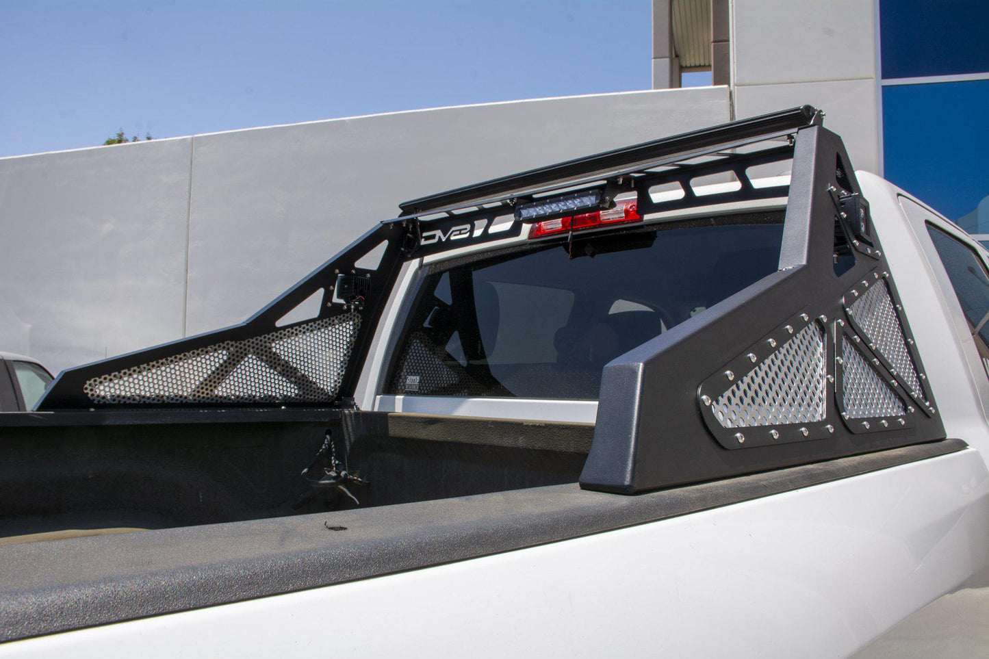 2010-18-ram-150025003500-chase-rack-dv8-offroad-rrdr2-01-6.jpg