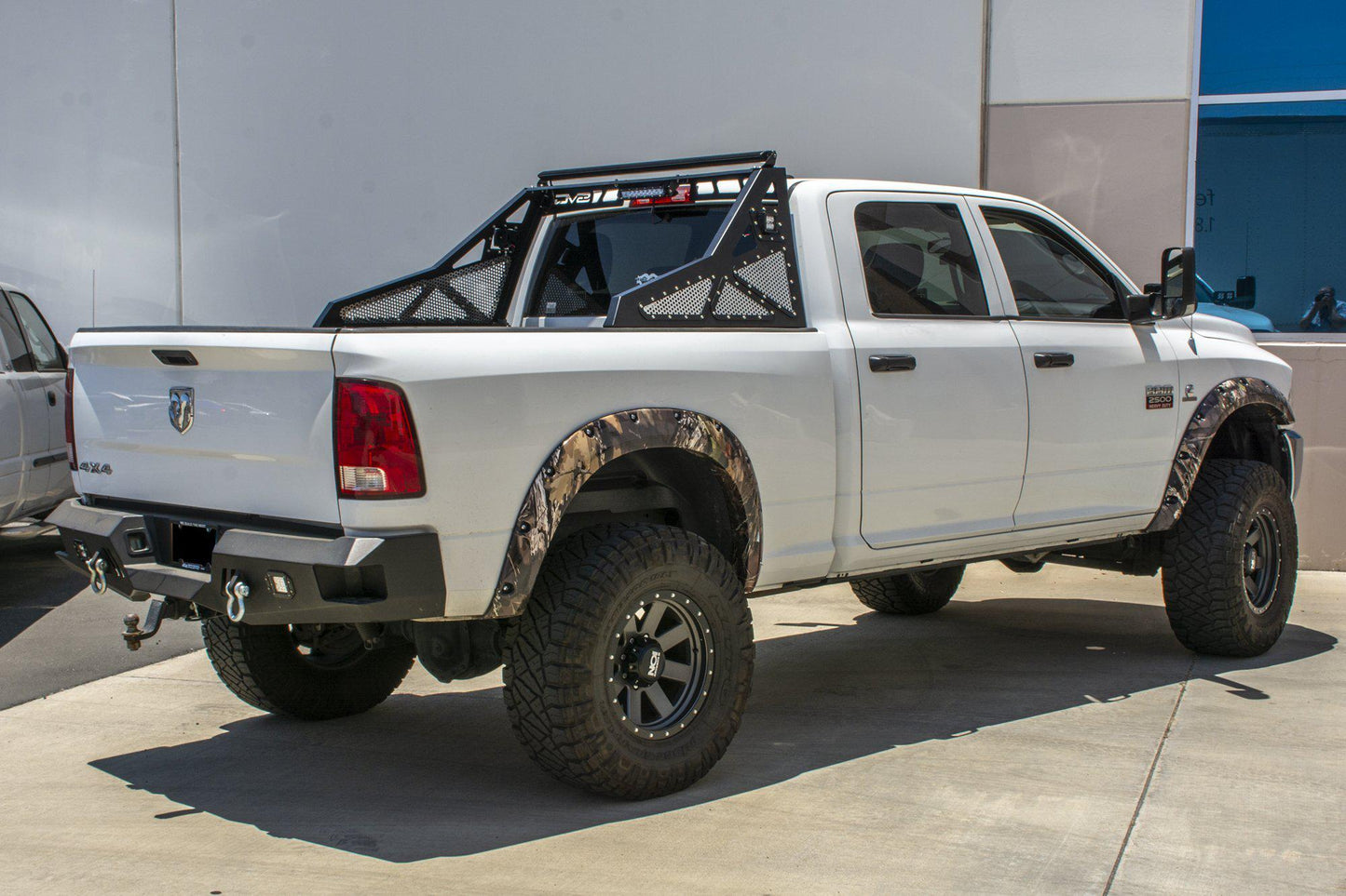 2010-18-ram-150025003500-chase-rack-dv8-offroad-rrdr2-01-8.jpg