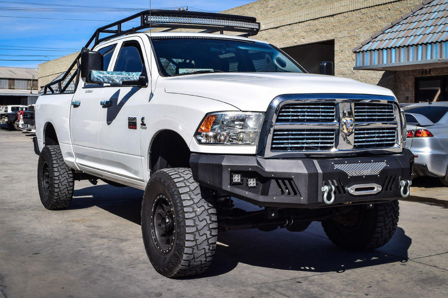 2010-18-ram-2500-3500-steel-front-bumper-dv8-offroad-fbdr2-04-2.jpg