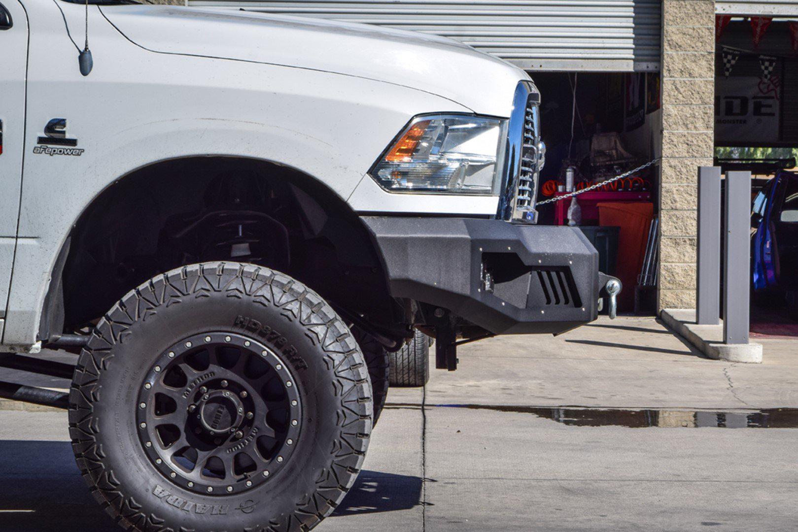 2010-18-ram-2500-3500-steel-front-bumper-dv8-offroad-fbdr2-04-4.jpg