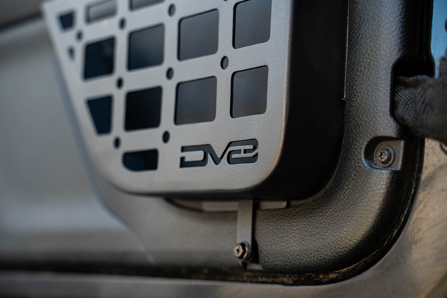 2011-2018-Jeep-Wrangler-JK-Slim-Front-Door-Molle-Pockets-Installed-13.jpg