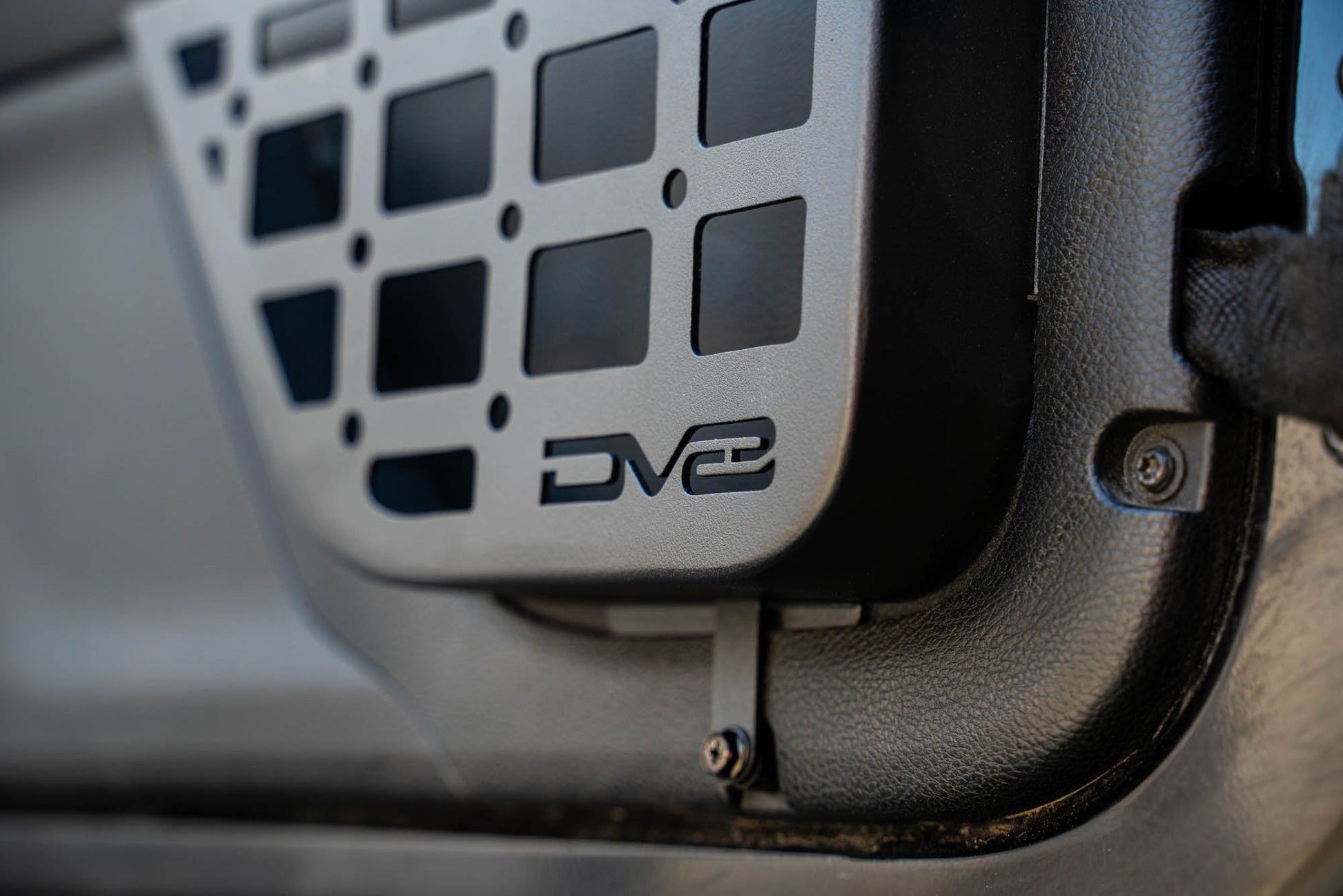 2011-2018-Jeep-Wrangler-JK-Slim-Front-Door-Molle-Pockets-Installed-13.jpg