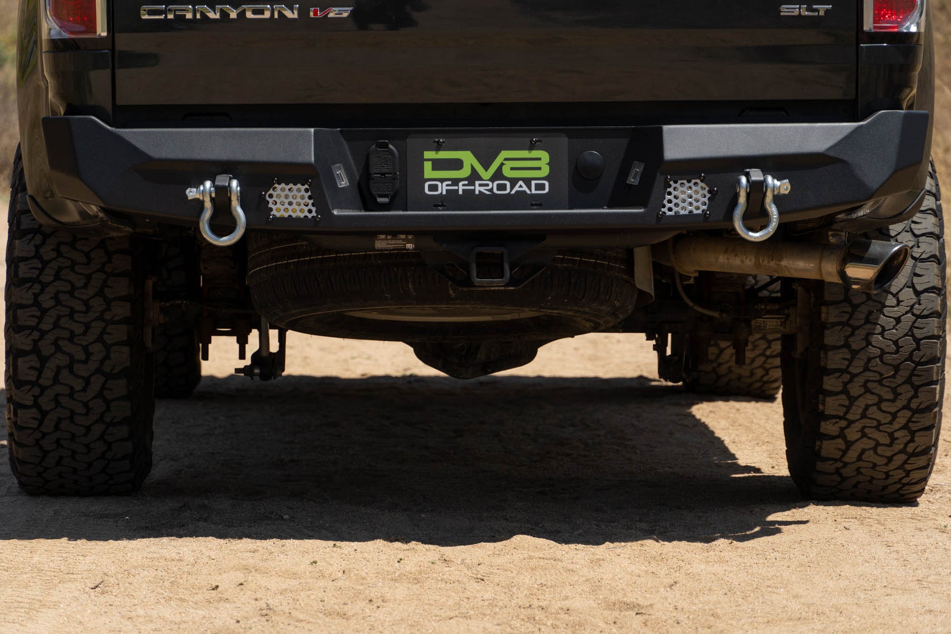 2014-2022-chevy-colorado-and-gmc-canyon-spec-series-rear-bumper-Installed-10.jpg