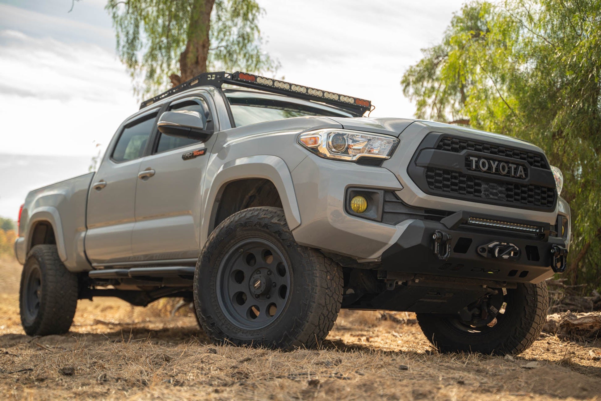 2016-2023-Toyota-Tacoma-Center-Mount-Front-Bumper-V2-Offroad-10.jpg