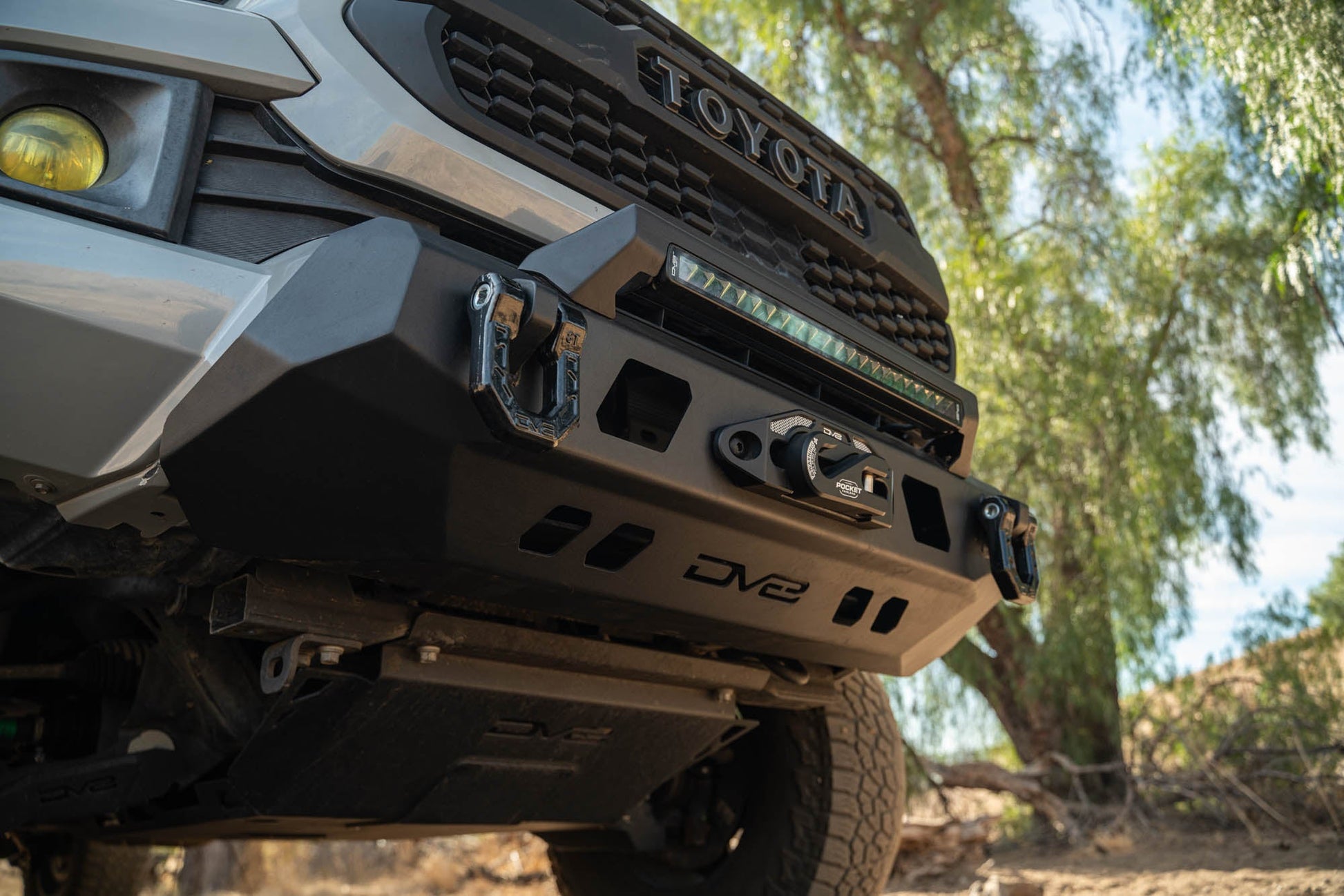 2016-2023-Toyota-Tacoma-Center-Mount-Front-Bumper-V2-Offroad-5.jpg
