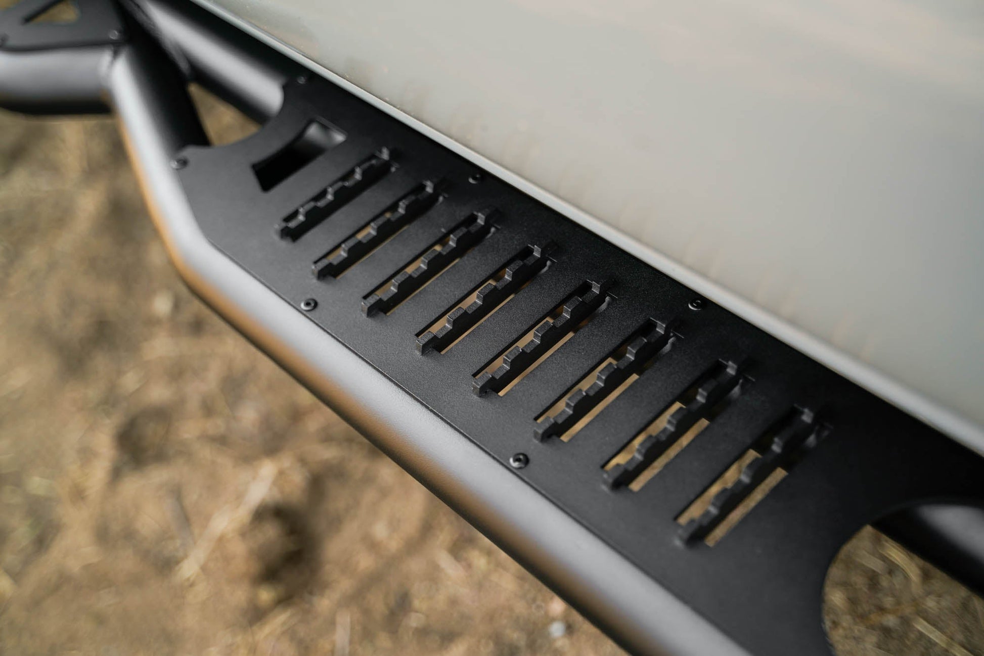 2016-2023-Toyota-Tacoma-Crew-Cab-OE-Plus-Side-Steps-Trail-6.jpg