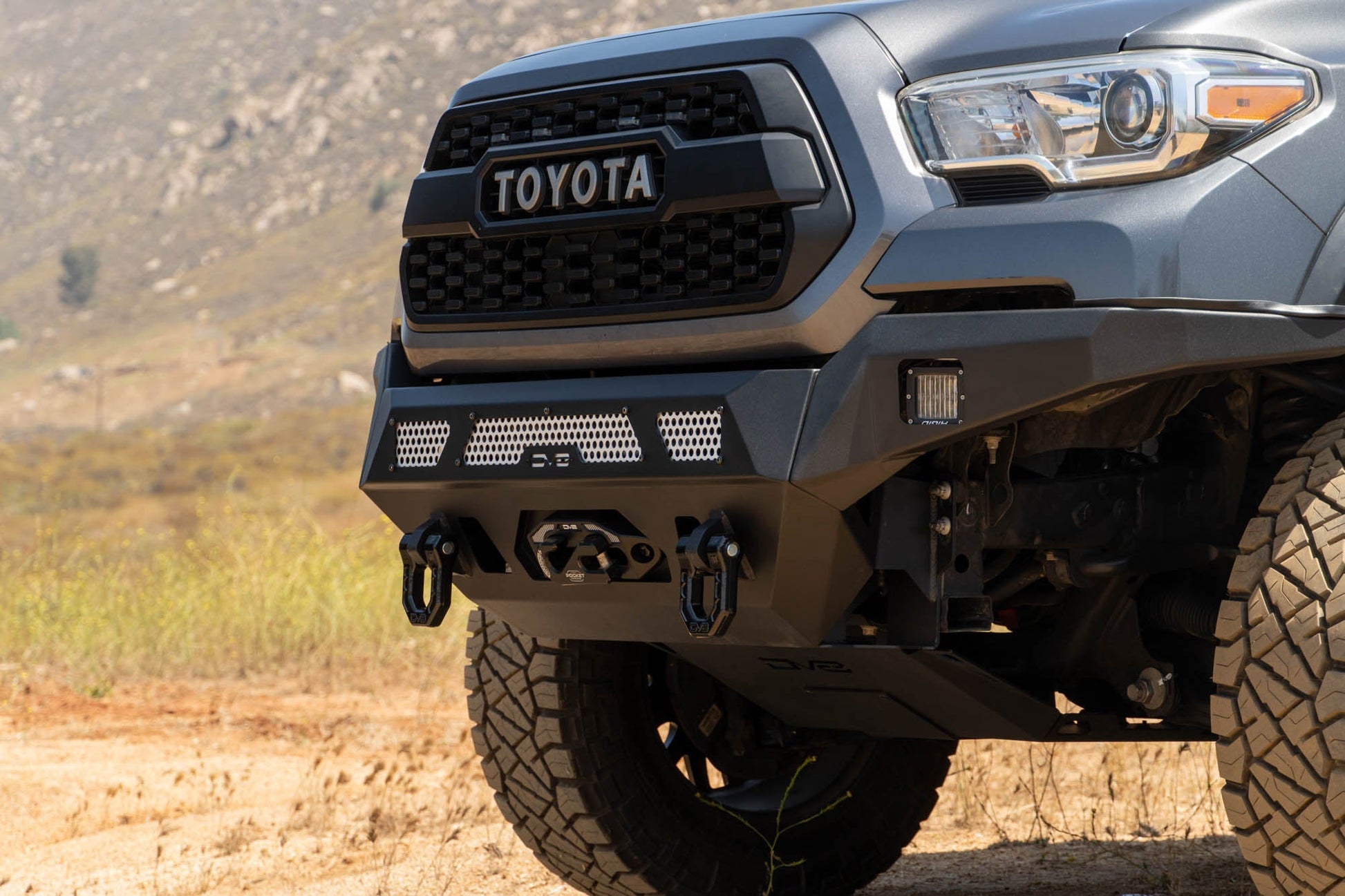 2016-2023-Toyota-Tacoma-MTO-Series-Winch-Front-Bumper-Installed-11.jpg