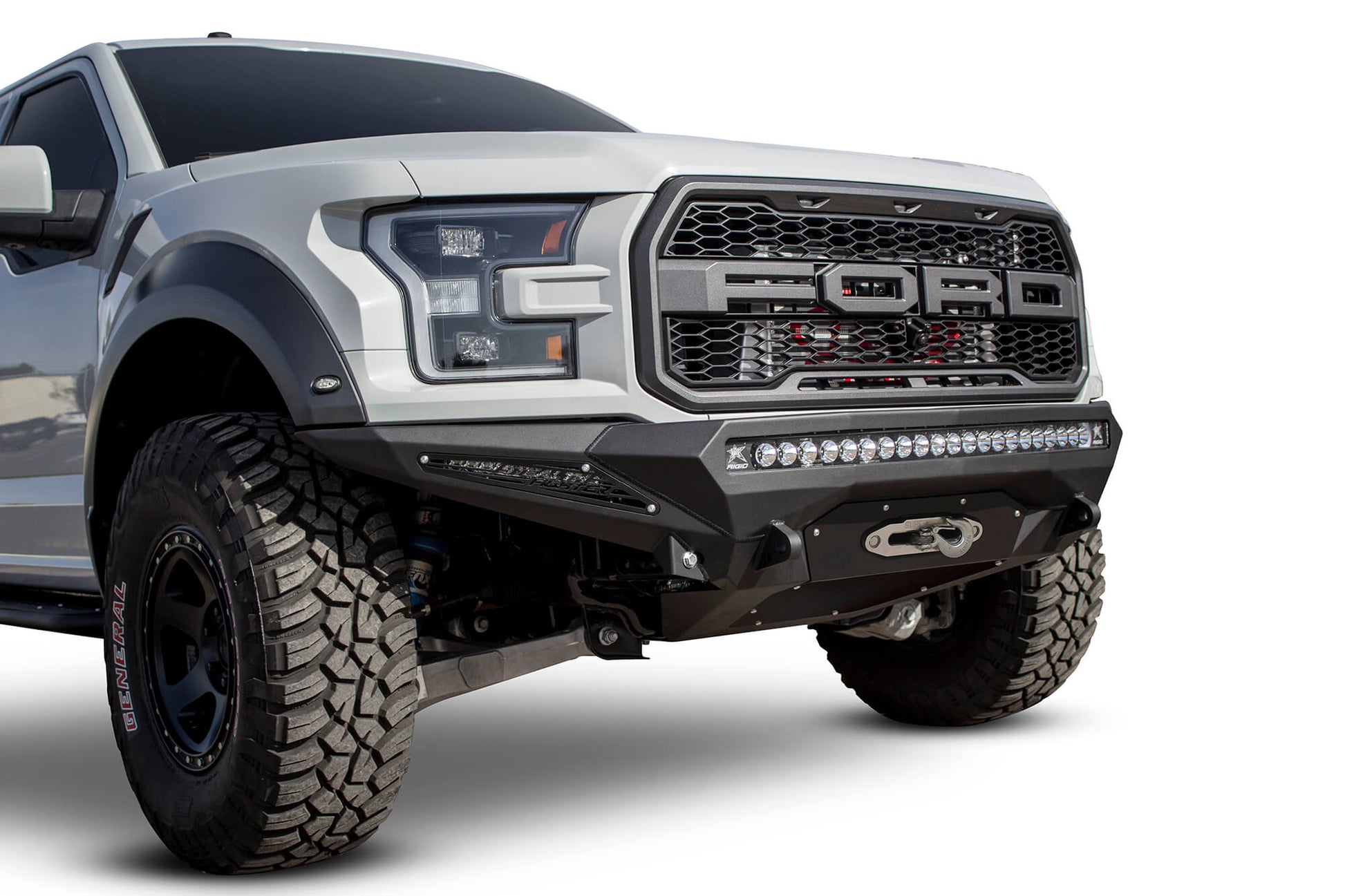 2017-ford-raptor-winch-front-bumper_7069ba5b-ca9c-4621-9e04-947fe8763c13.jpg