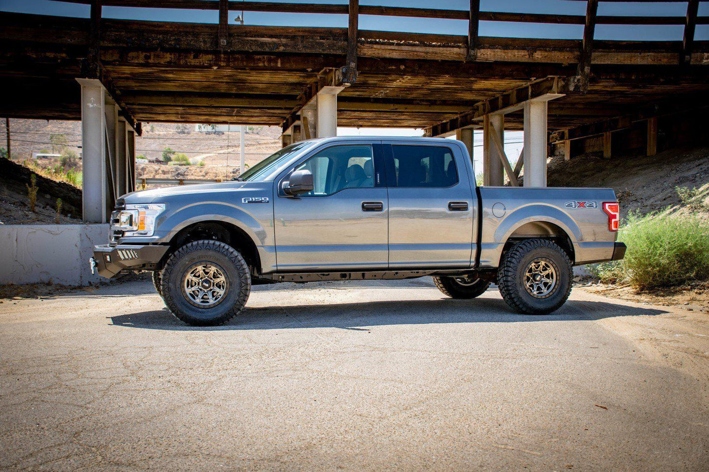 2018-20-ford-f-150-steel-front-bumper-dv8-offroad-fbff1-08-6.jpg