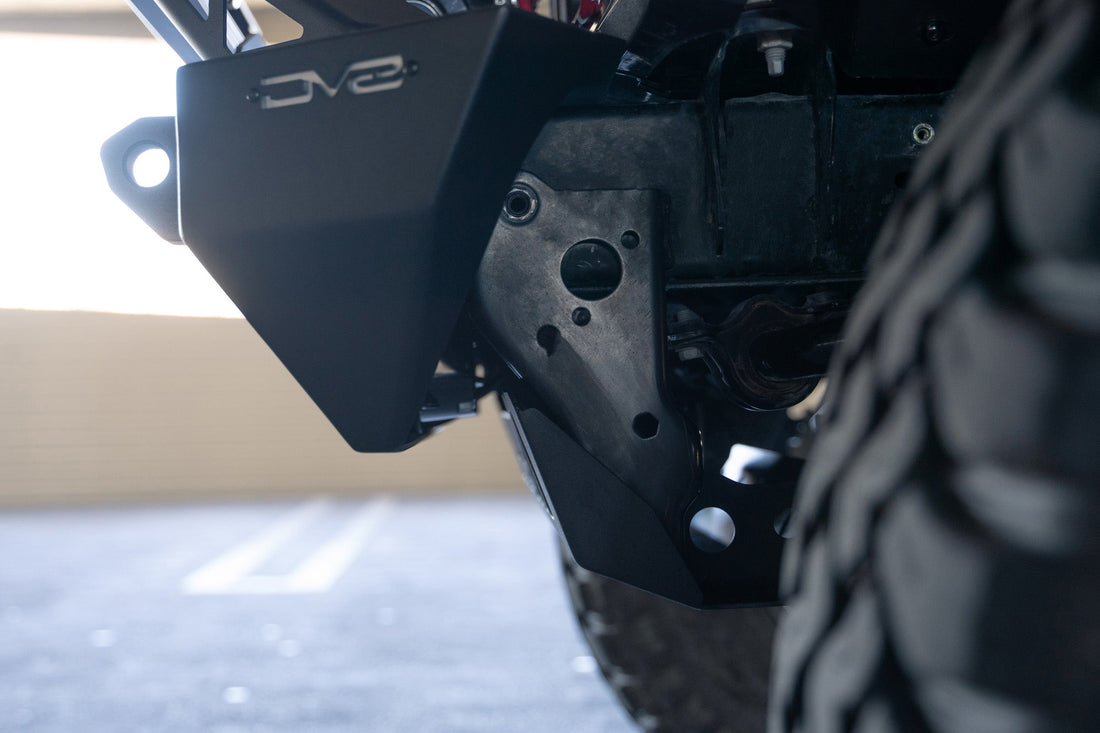 2018-2023-Jeep-JL_JT-Sway-Bar-Disconnect-Skid-Plate_Installed-04.jpg