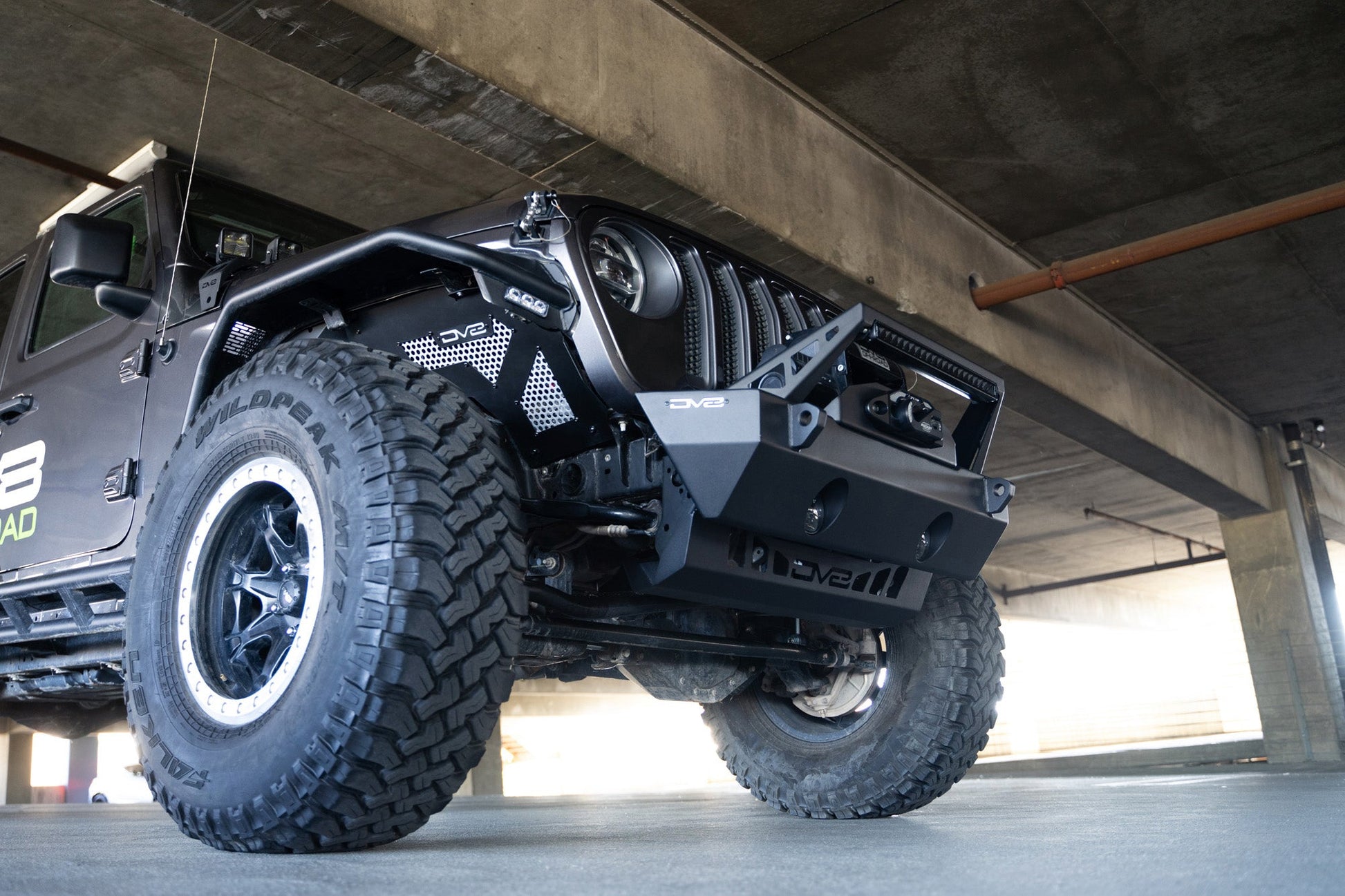 2018-2023-Jeep-JL_JT-Sway-Bar-Disconnect-Skid-Plate_Installed-07.jpg