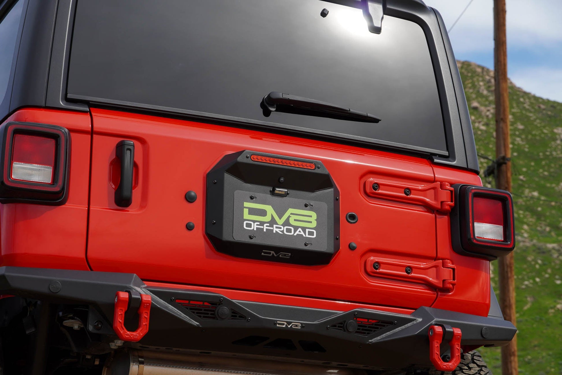 2018-2023-Jeep-Wrangler-JL-Spare-Tire-Delete_Installed-02.jpg