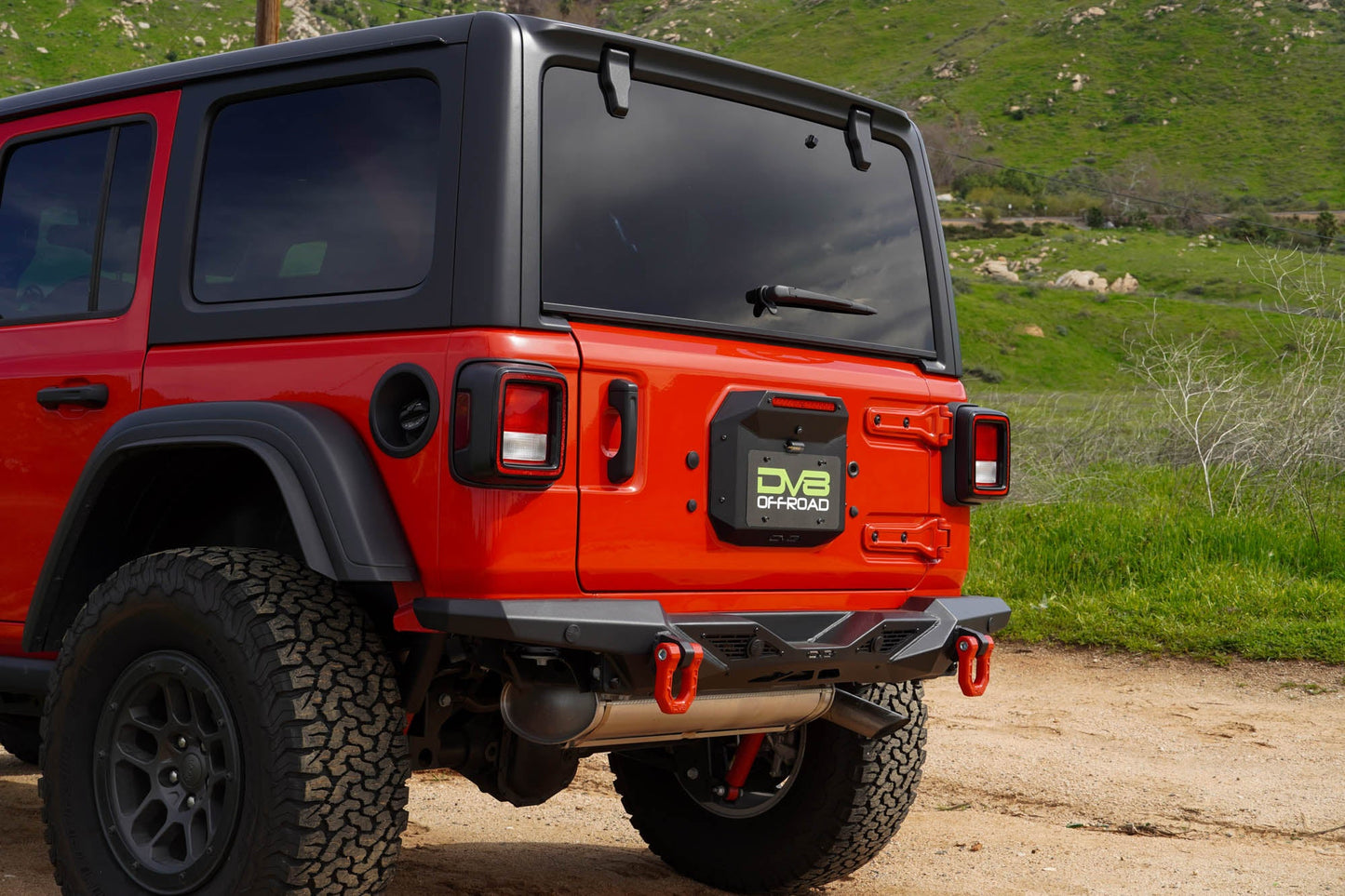 2018-2023-Jeep-Wrangler-JL-Spare-Tire-Delete_Installed-05.jpg
