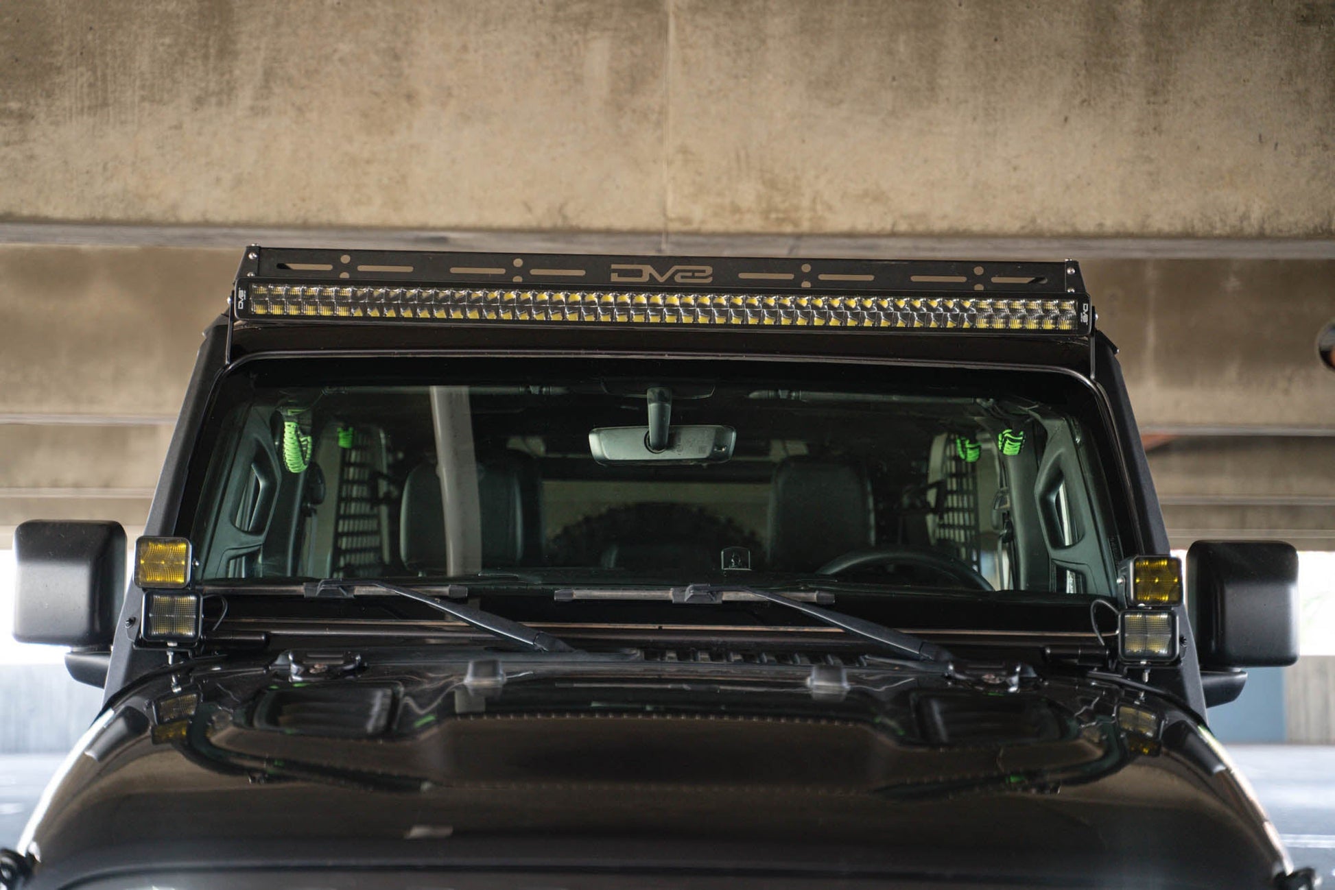 2018-2023-Jeep-Wrangler-JL-_-Gladiator-JT-Light-Bar-Mount_installed_7.jpg