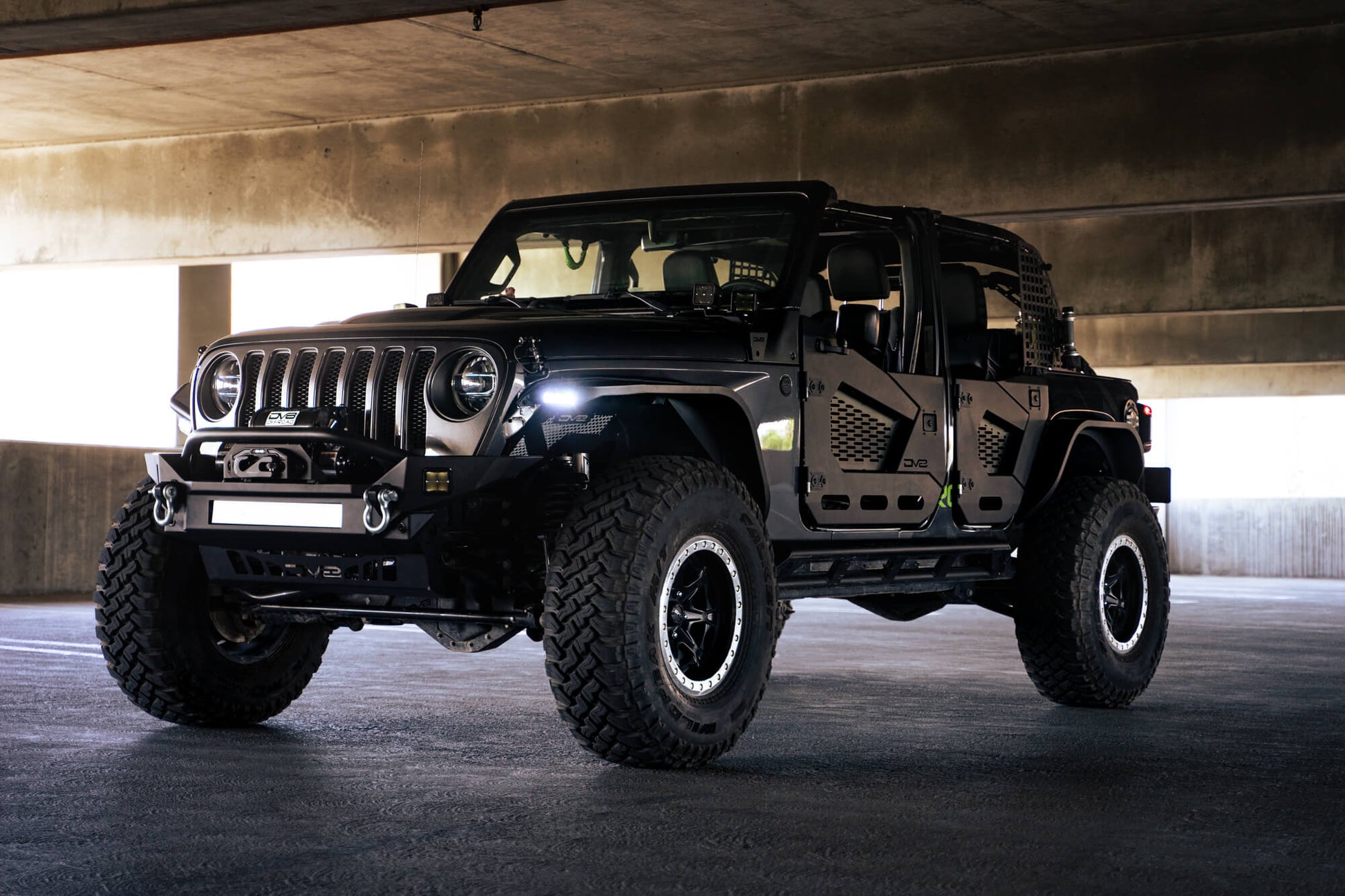 2018-2023_Jeep-Wrangler-JL-Slim-Fender-Flares_Installed-1.jpg