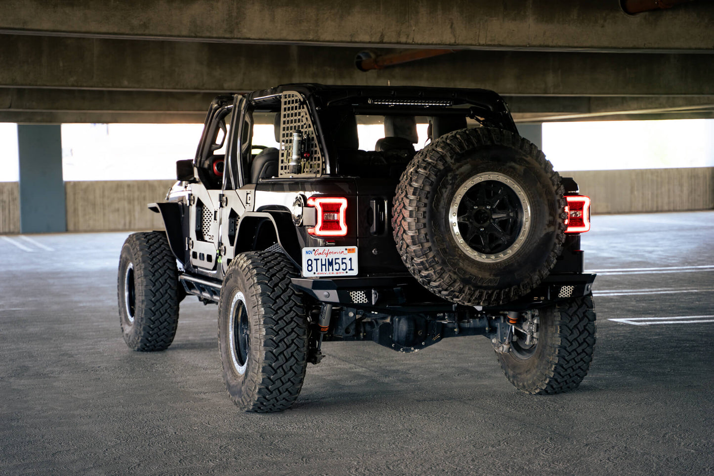 2018-2023_Jeep-Wrangler-JL-Slim-Fender-Flares_Installed-14.jpg