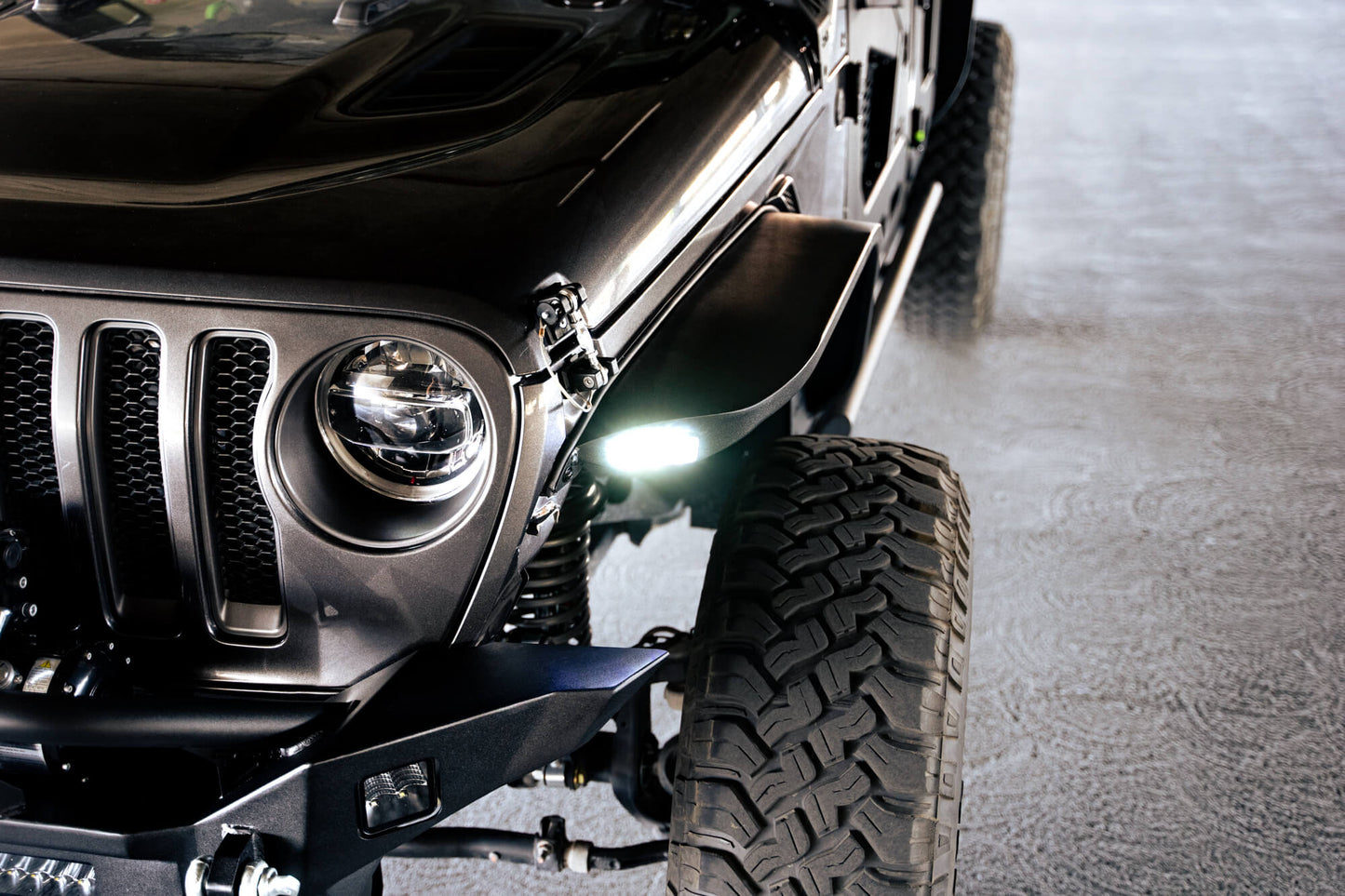 2018-2023_Jeep-Wrangler-JL-Slim-Fender-Flares_Installed-3.jpg