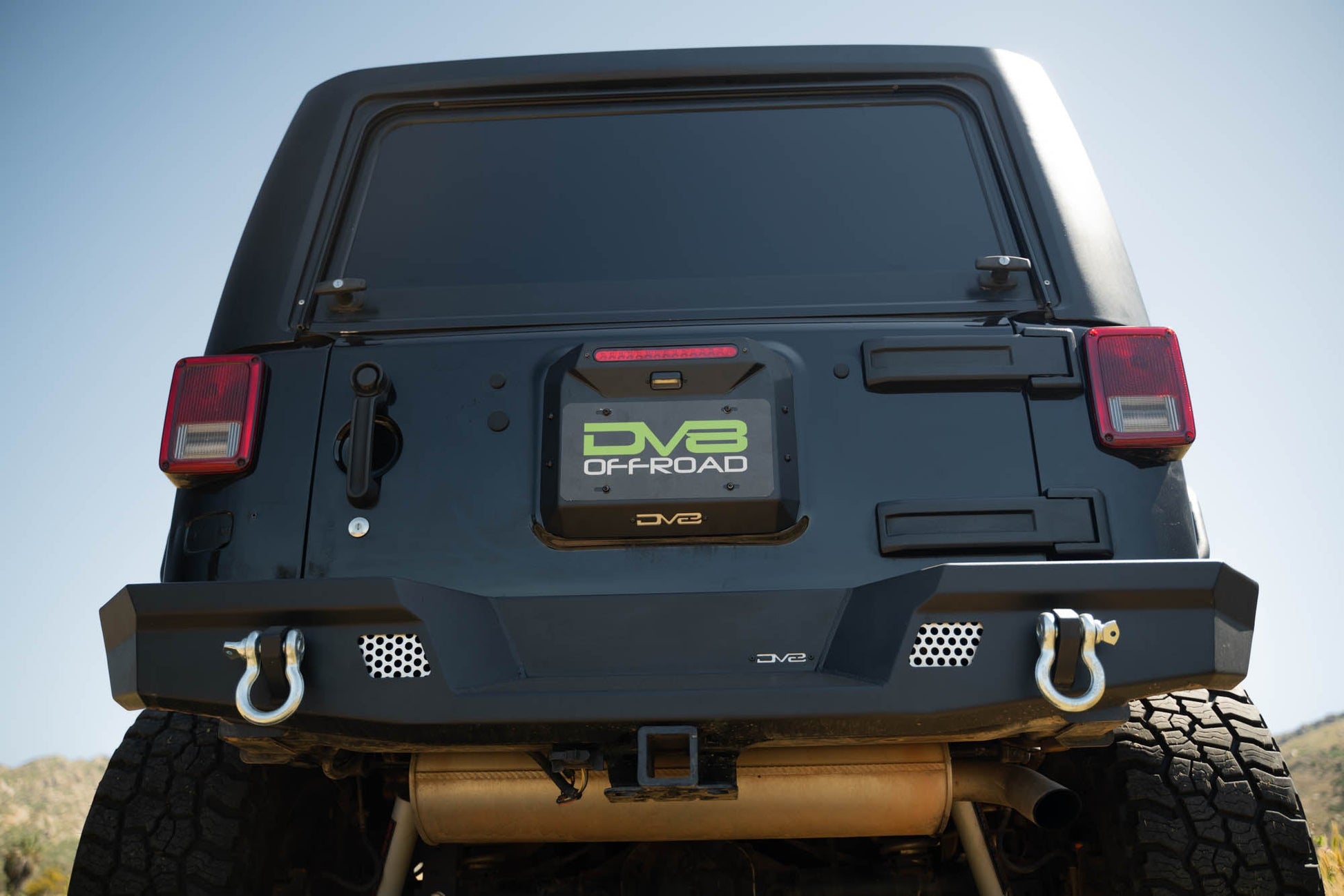 2018-2024-Jeep-Wrangler-JK-Spare-Tire-Delete-Installed-03.jpg
