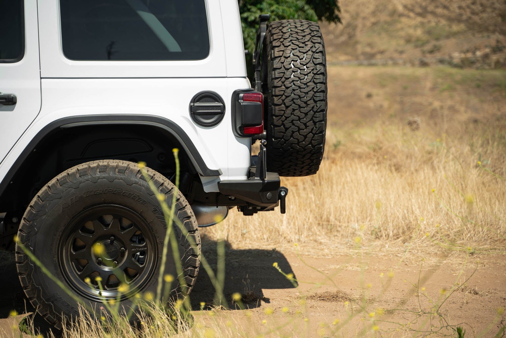 2018-2024-Jeep-Wrangler-JL-Made-To-Overland-Rear-Bumper-10.jpg