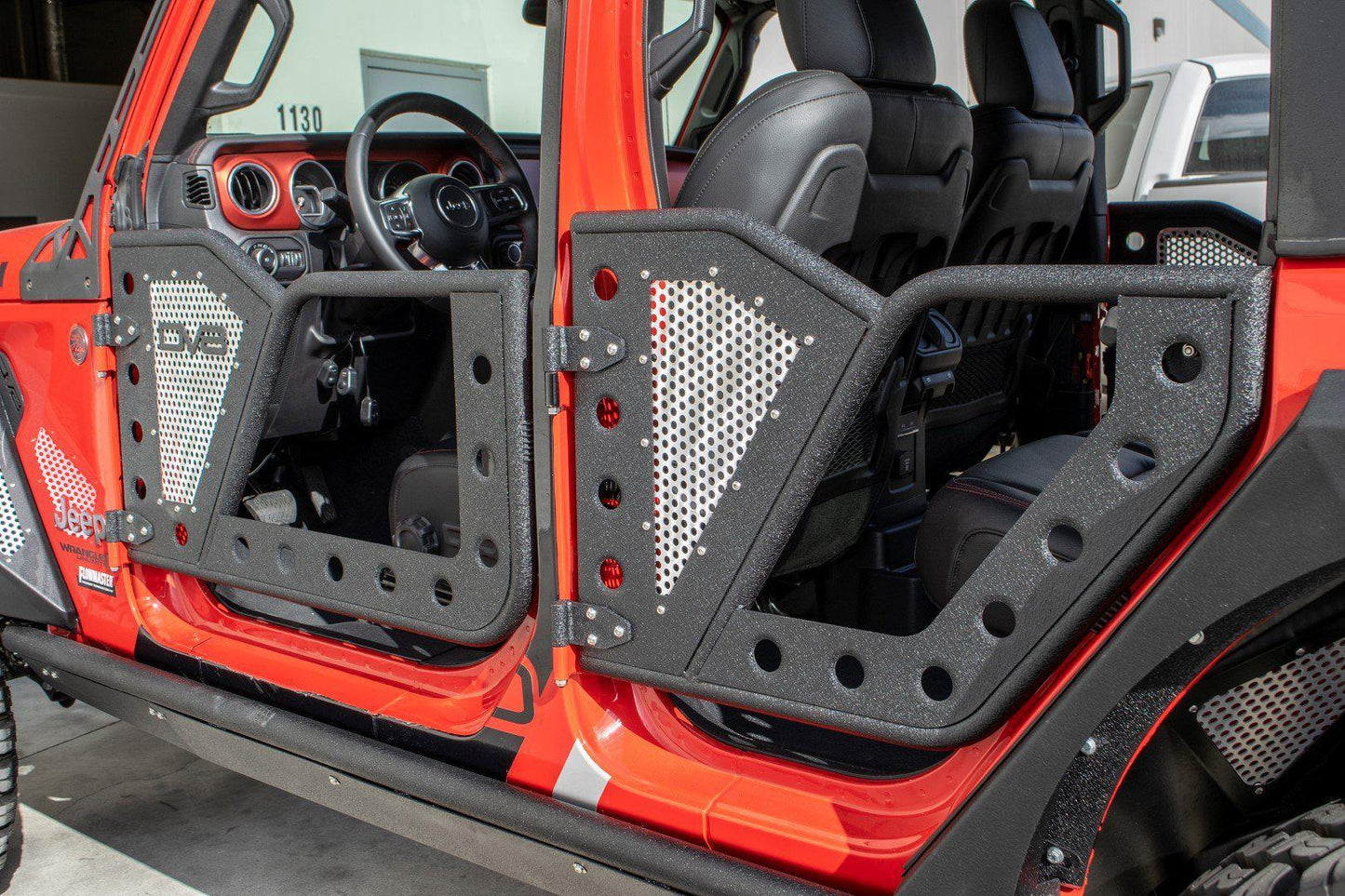 2018-21-jeep-jl-2020-21-jt-rock-doors-dv8-offroad-2.jpg