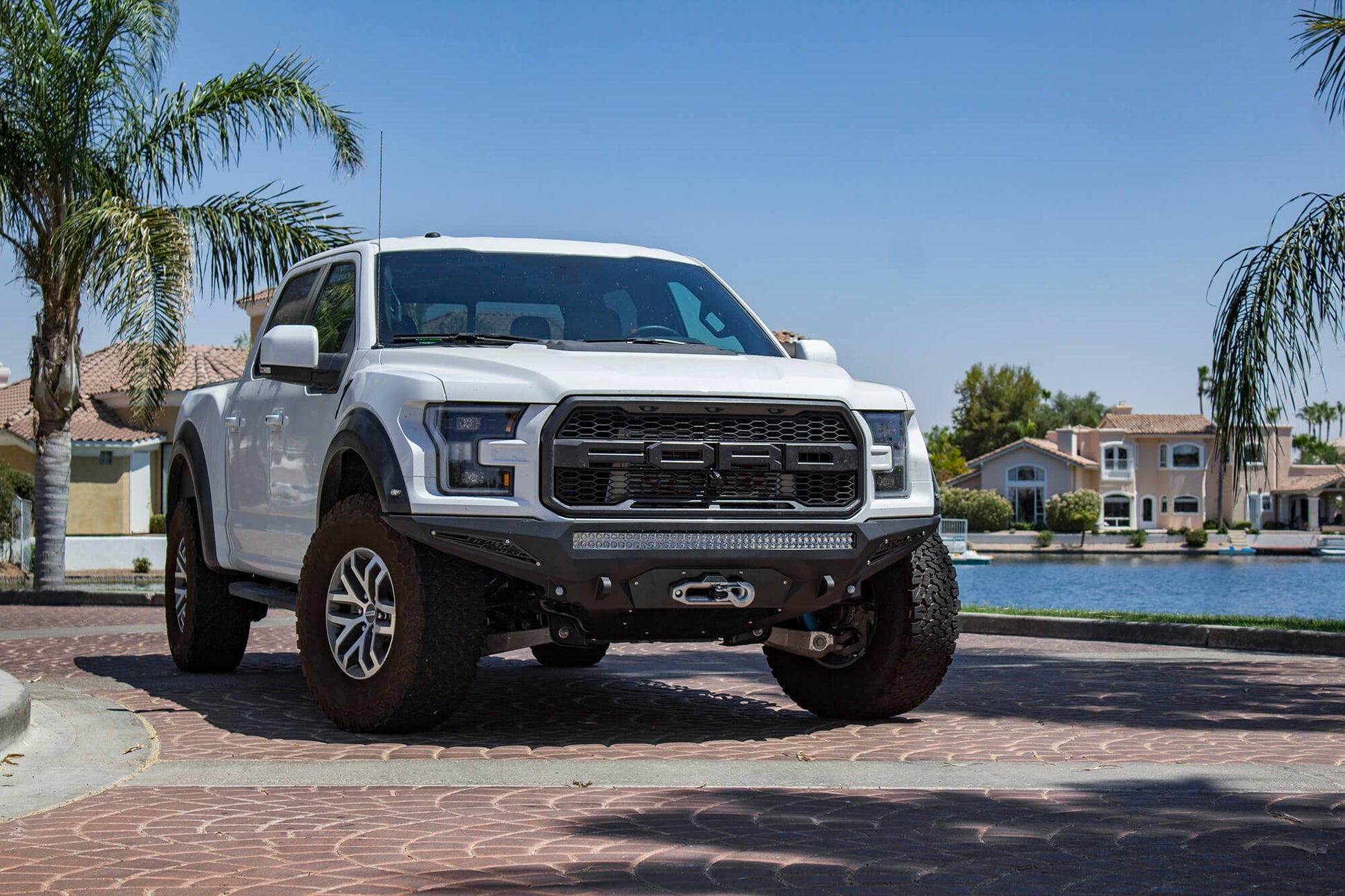 2018-raptor-winch-bumpers_e1ea8c7b-c2c7-49ac-b0d2-bd54868c3df5.jpg