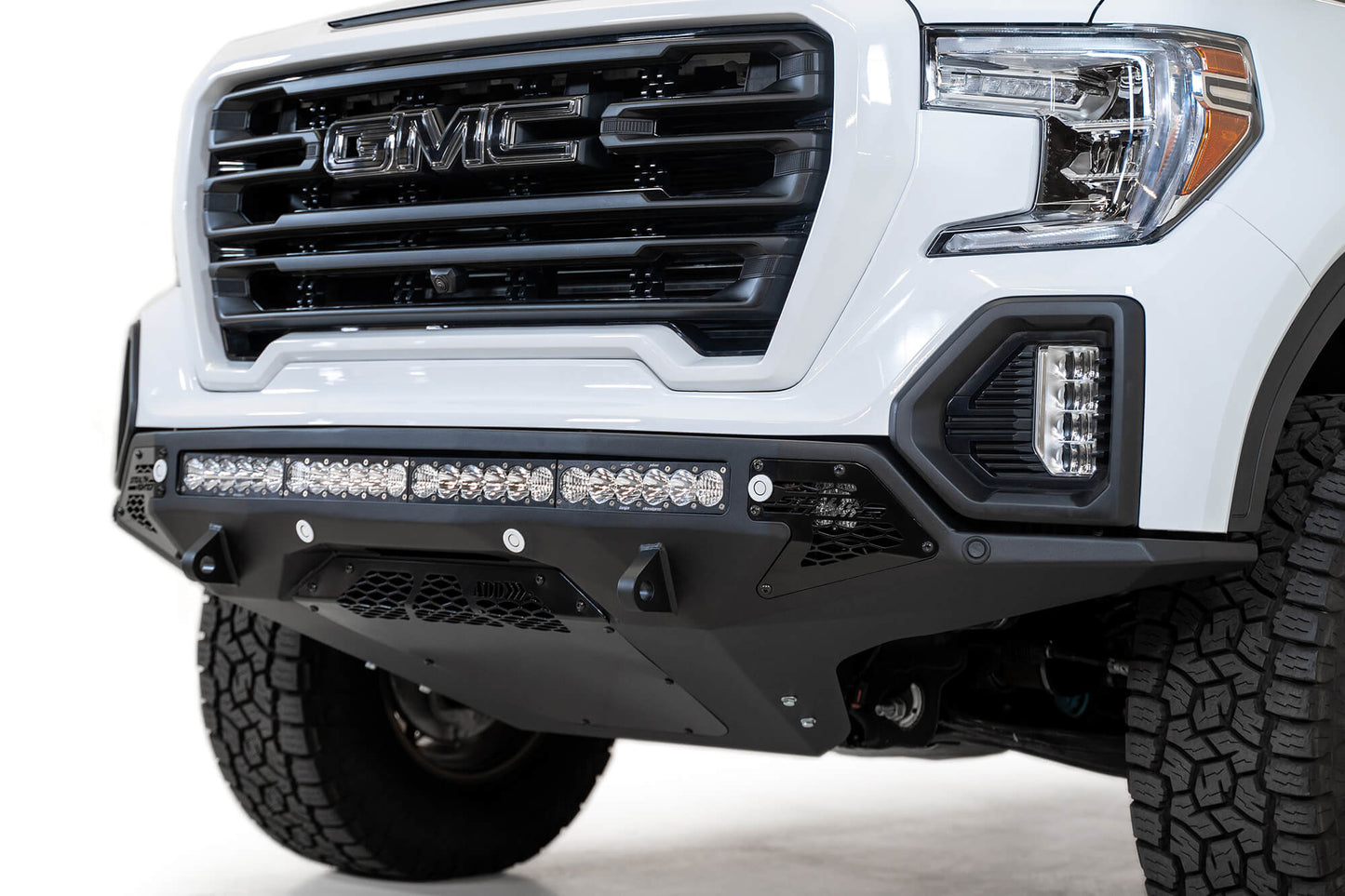 2019---2022-GMC-1500-front-bumper.jpg