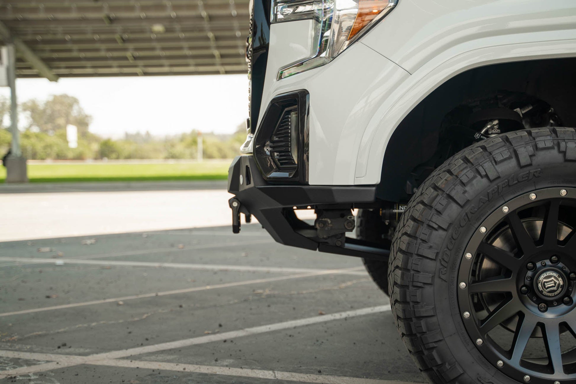2019-2021-GMC-Sierra-1500-Spec-Series-Front-Bumper-Installed-3.jpg